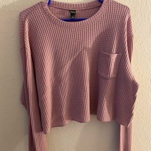 Long sleeve crop